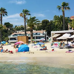 Studio De Prestige Dans Résidence Face à La Mer Bandol